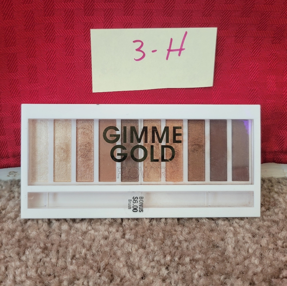 Gimme Gold eyeshadow pallete